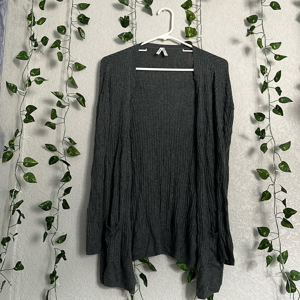 Women’s thin grey cardigan